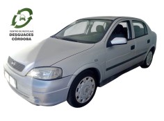 opel astra g berlina del año 2002 2