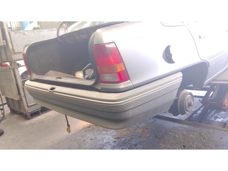 Recambio de paragolpes trasero para opel kadett e hatchback (t85) 1.6 s (c08, c48, d08, d48) referencia OEM IAM   