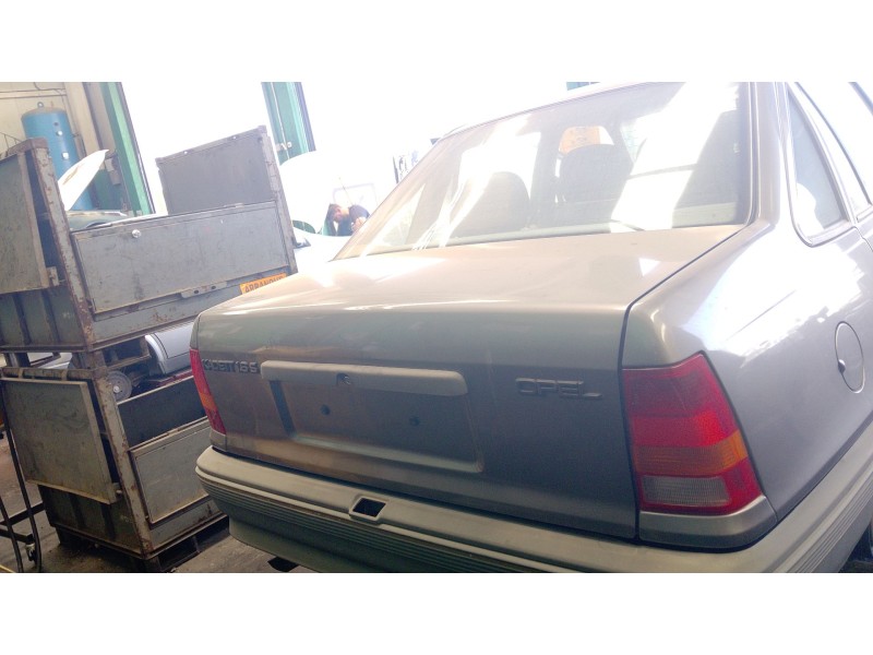 Recambio de porton trasero para opel kadett e hatchback (t85) 1.6 s (c08, c48, d08, d48) referencia OEM IAM   