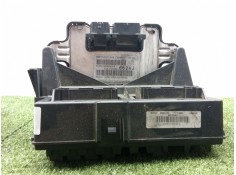 Recambio de caja reles / fusibles para jeep grand cherokee iii (wh, wk) 3.0 crd 4x4 referencia OEM IAM 04692073AB  