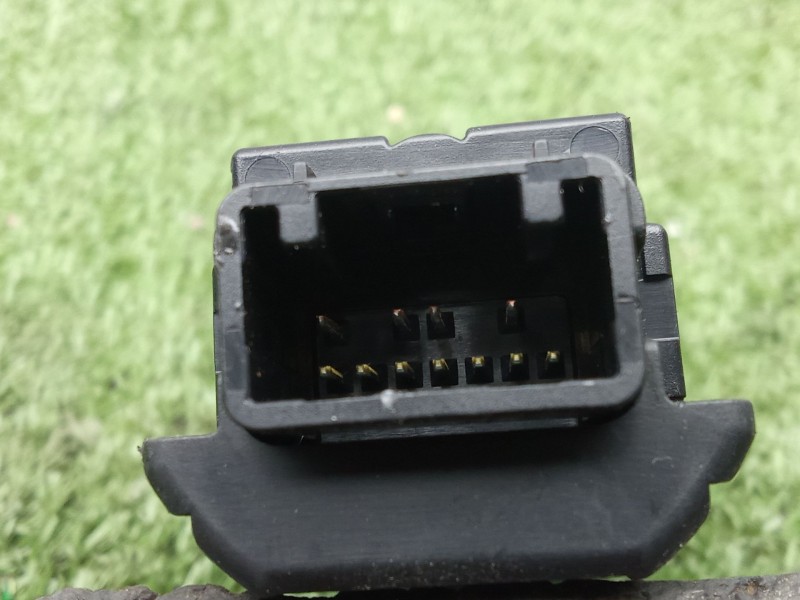 Recambio de boton start/stop para lexus is ii (_e2_) 220d (ale20) referencia OEM IAM 2842ATM1MB1  