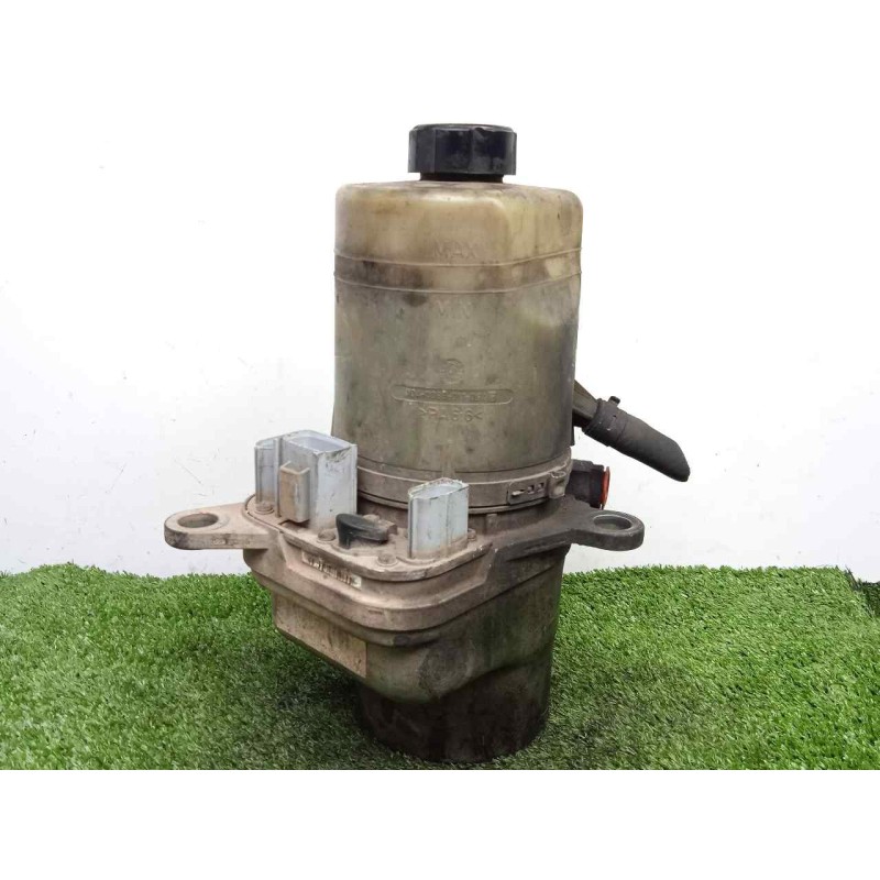 Recambio de bomba direccion para ford focus berlina (cap) 1.6 tdci cat referencia OEM IAM 4M513K514BD  ELECTRICA