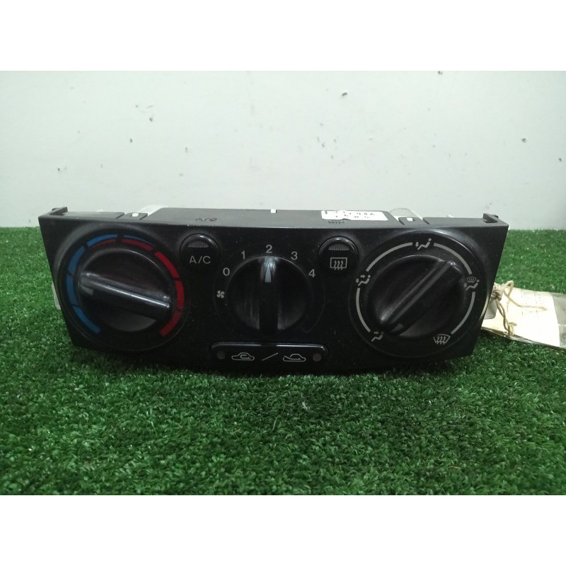 Recambio de mando calefaccion / aire acondicionado para mazda premacy (cp) 2.0 cat referencia OEM IAM LC94A  