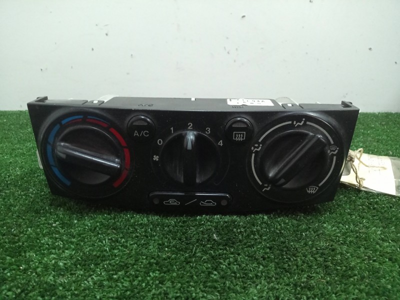 Recambio de mando calefaccion / aire acondicionado para mazda premacy (cp) 2.0 cat referencia OEM IAM LC94A  