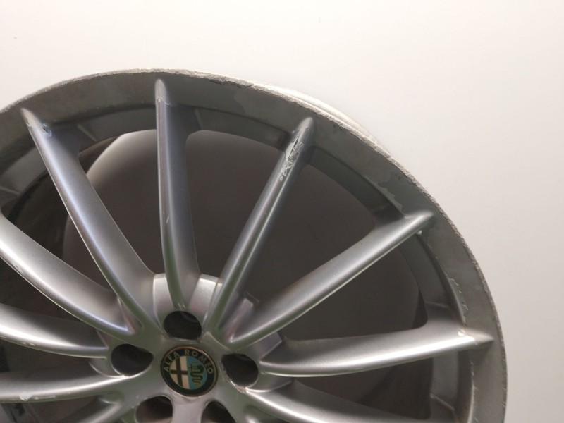Recambio de llanta para alfa romeo gt (937_) 1.9 jtd (937cxn1b) referencia OEM IAM 60690348  18´´PULGADAS