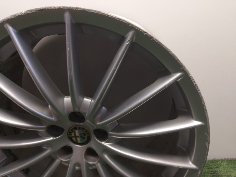 Recambio de llanta para alfa romeo gt (937_) 1.9 jtd (937cxn1b) referencia OEM IAM 60690348  18´´PULGADAS