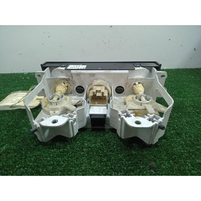 Recambio de mando calefaccion / aire acondicionado para mazda premacy (cp) 2.0 cat referencia OEM IAM LC94A  