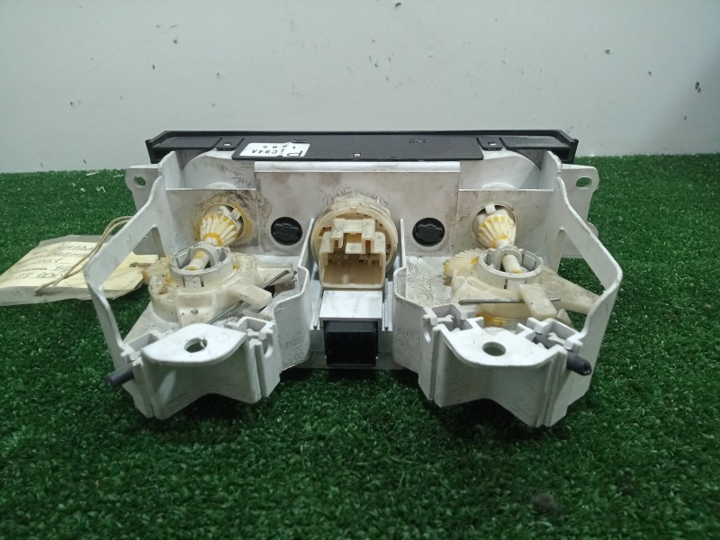 Recambio de mando calefaccion / aire acondicionado para mazda premacy (cp) 2.0 cat referencia OEM IAM LC94A  