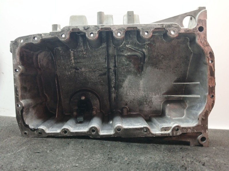 Recambio de carter para audi a6 c6 (4f2) 2.0 tdi referencia OEM IAM 03G103603J  