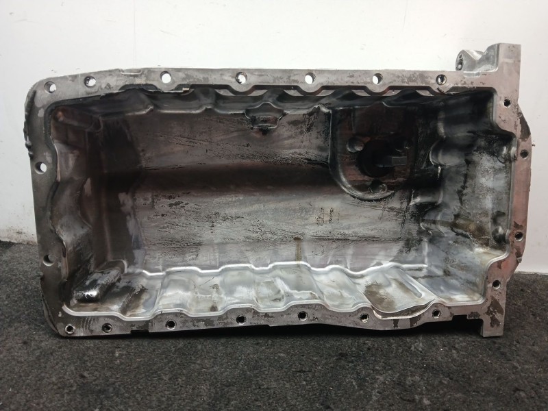 Recambio de carter para volkswagen golf v (1k1) 1.9 tdi referencia OEM IAM 038103603AG  