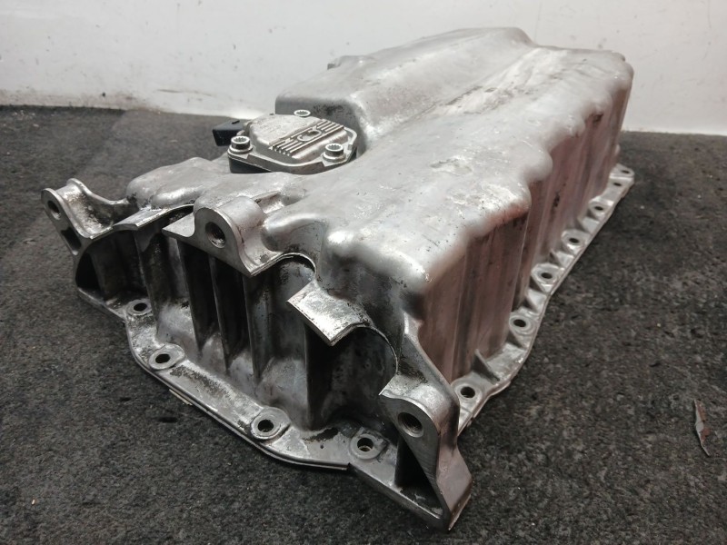 Recambio de carter para volkswagen golf v (1k1) 1.9 tdi referencia OEM IAM 038103603AG  