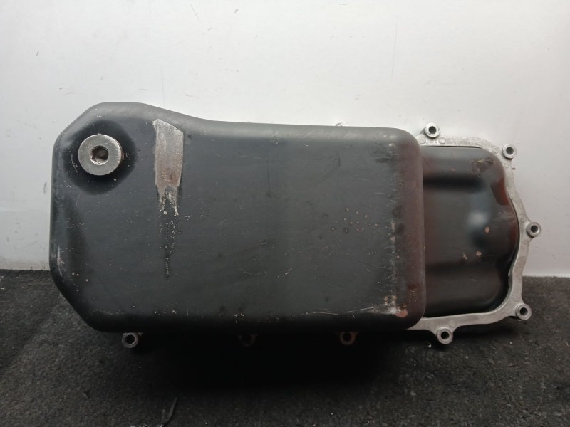 Recambio de carter para fuso (mitsubishi) canter 7c18 referencia OEM IAM 5801883293  