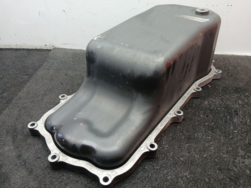 Recambio de carter para fuso (mitsubishi) canter 7c18 referencia OEM IAM 5801883293  