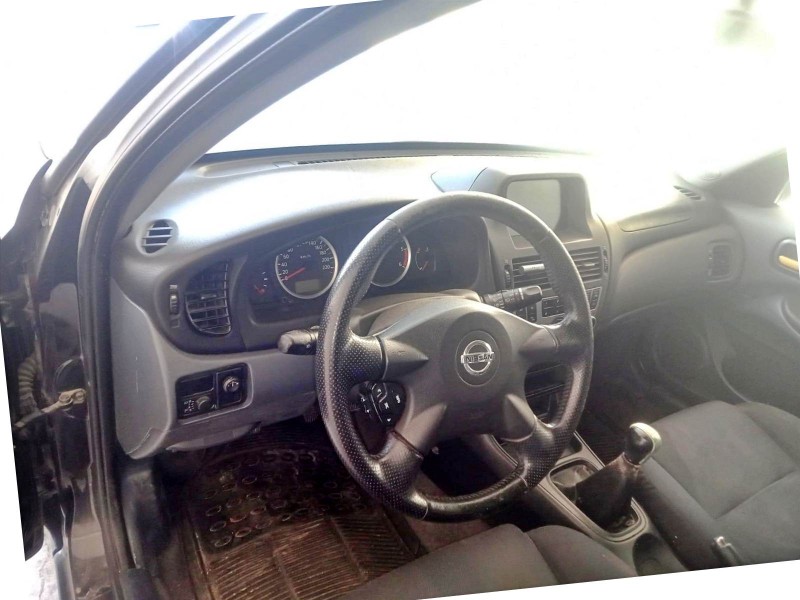 nissan almera ii hatchback (n16) del año 2005