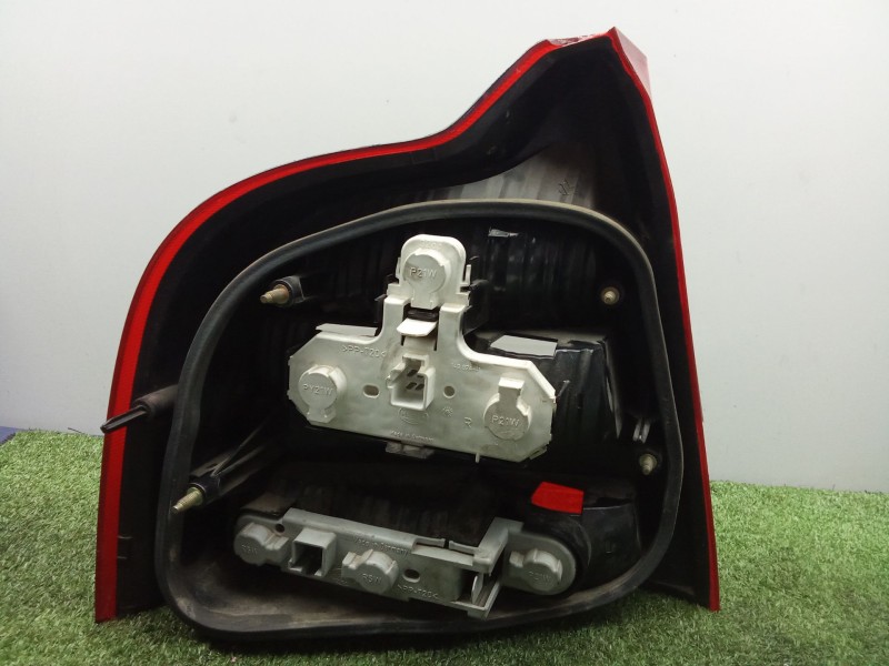 Recambio de piloto trasero derecho para volvo s80 i (184) 2.4 referencia OEM IAM  99-07 