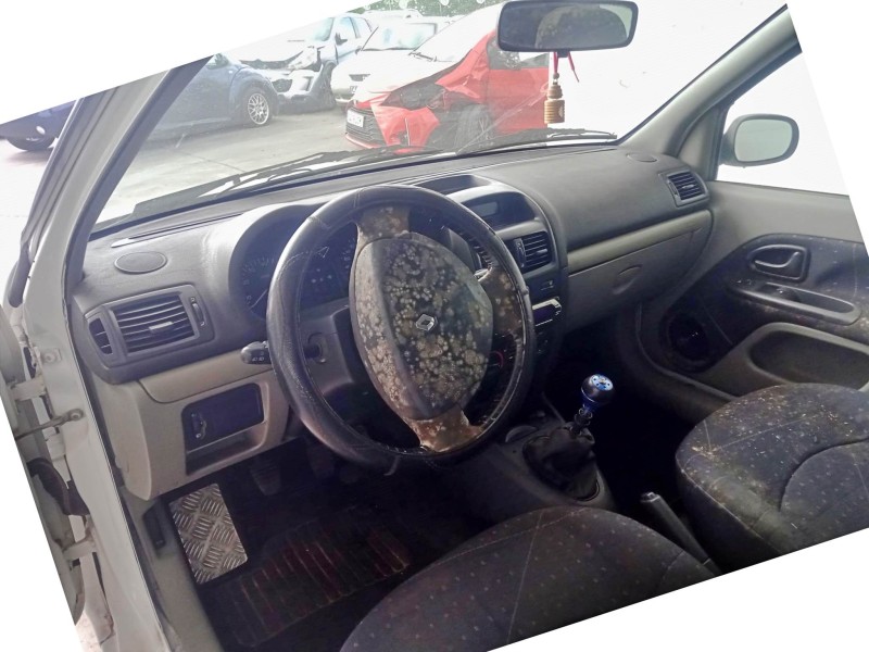 renault clio ii (bb_, cb_) del año 2002