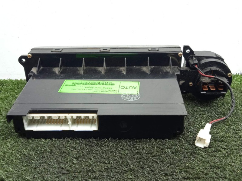 Recambio de mando climatizador para ssangyong rodius 2.7 turbodiesel cat referencia OEM IAM 6870021021  