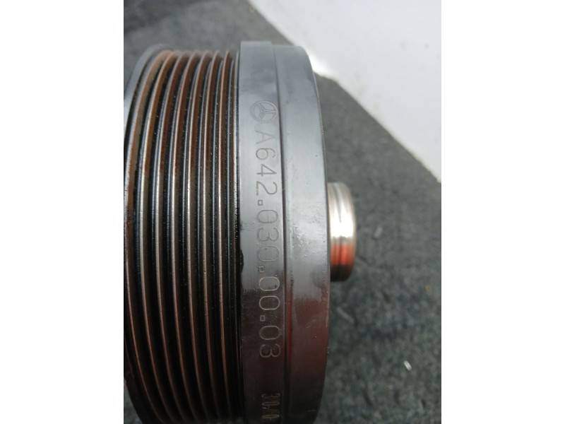 Recambio de polea cigueñal para jeep grand cherokee iii (wh, wk) 3.0 crd 4x4 referencia OEM IAM A6420300003  
