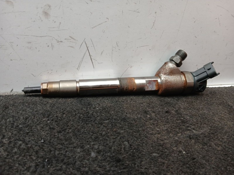 Recambio de inyector para fuso (mitsubishi) canter 7c18 referencia OEM IAM 0445110564 - 5801644454  