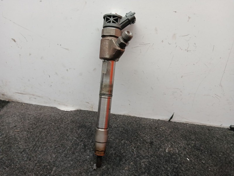 Recambio de inyector para fuso (mitsubishi) canter 7c18 referencia OEM IAM 0445110564 - 5801644454  