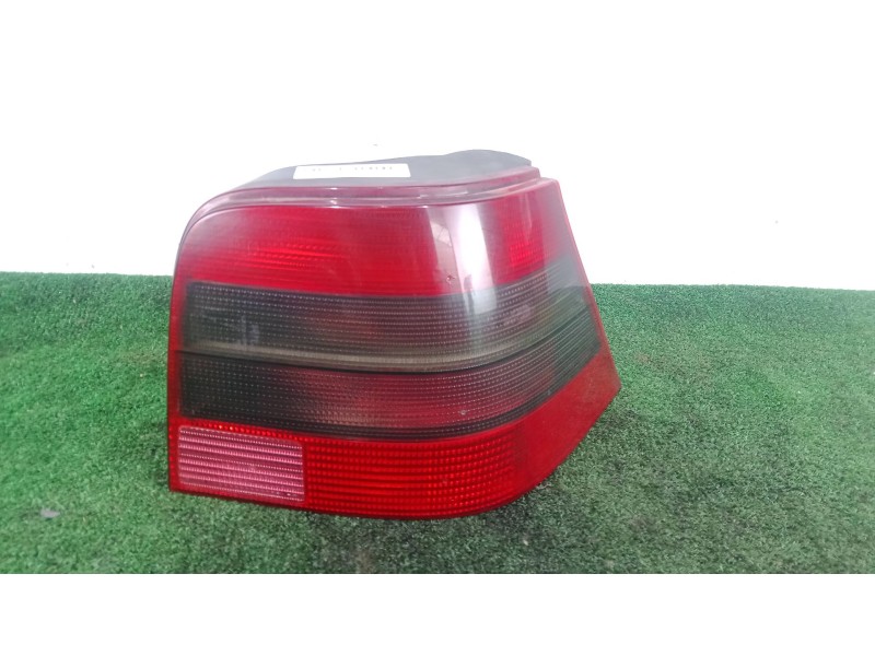 Recambio de piloto trasero derecho para volkswagen golf iv (1j1) 1.9 tdi referencia OEM IAM 1J6945257 AHUMADO 