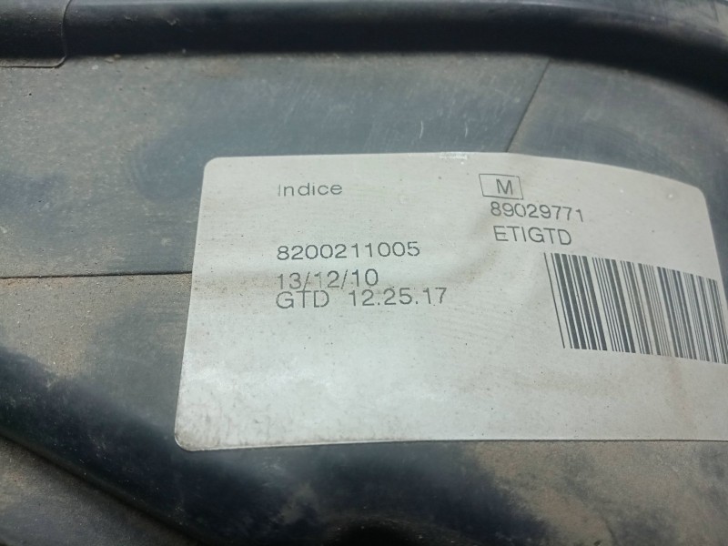 Recambio de faro izquierdo para dacia logan 1.4 cat referencia OEM IAM 8200211005 05-08 