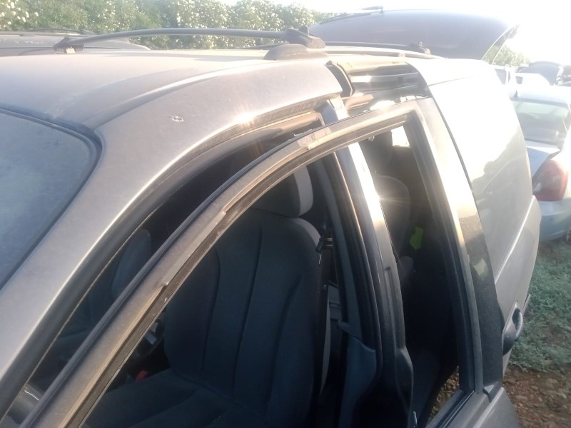 Recambio de puerta delantera izquierda para chrysler voyager iv (rg, rs) 2.5 crd referencia OEM IAM   