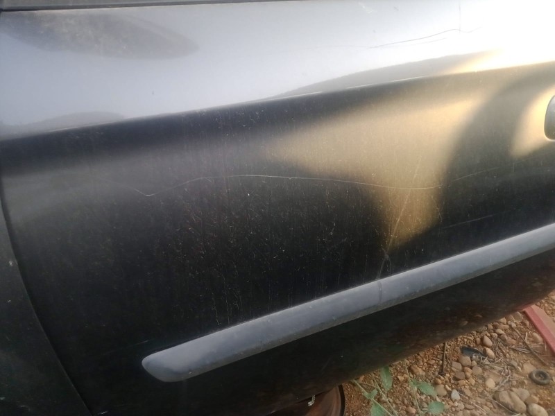 Recambio de puerta delantera izquierda para chrysler voyager iv (rg, rs) 2.5 crd referencia OEM IAM   