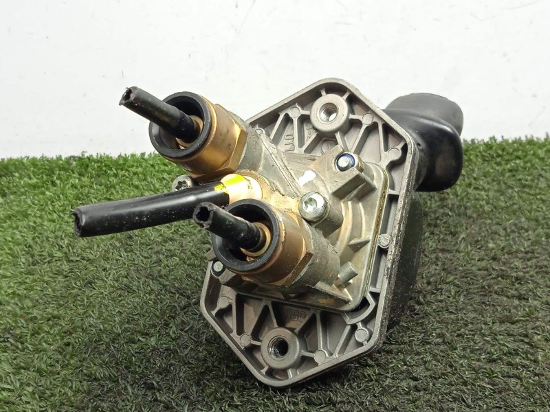 Recambio de palanca freno de mano para renault midlum 4.8 diesel referencia OEM IAM 7420813843 - 9617230410  