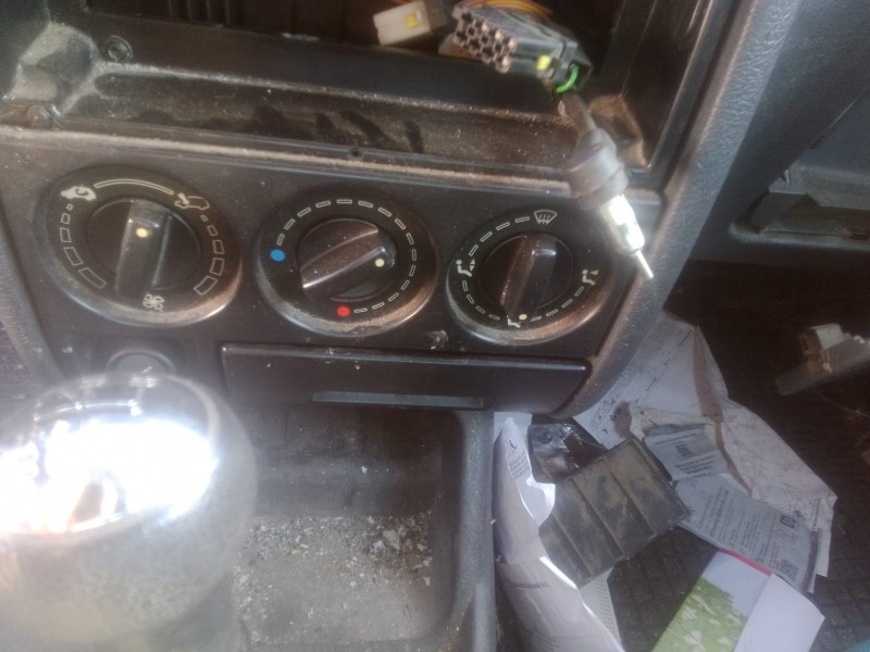 Recambio de mando calefaccion / aire acondicionado para peugeot partner furgoneta/monovolumen (5_, g_) 1.9 d referencia OEM IAM 