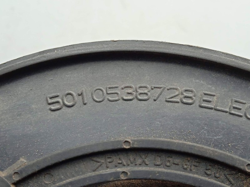 Recambio de maneta exterior delantera derecha para volvo fl xxx 7.2 diesel referencia OEM IAM 5010538728  