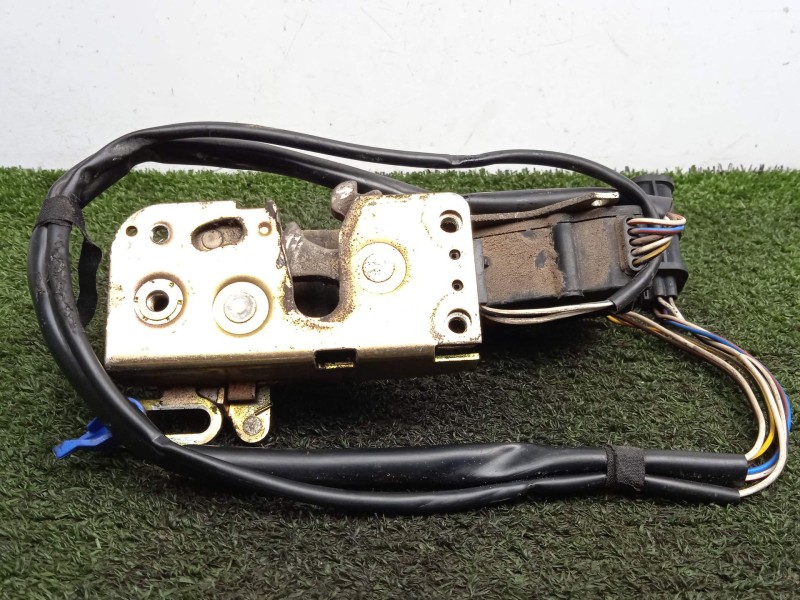 Recambio de cerradura puerta delantera izquierda para man tg - l 12.xxx 7.0 referencia OEM IAM 81626806121  