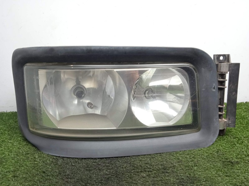 Recambio de faro derecho para man tg - l 12.xxx 7.0 referencia OEM IAM 81251016450  