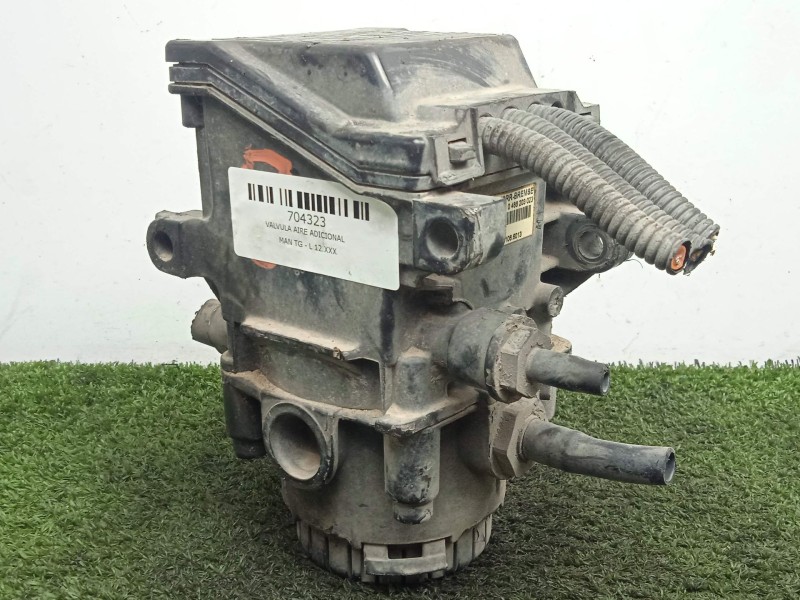 Recambio de valvula aire adicional para man tg - l 12.xxx 7.0 referencia OEM IAM 81521066013 - 0486203023  