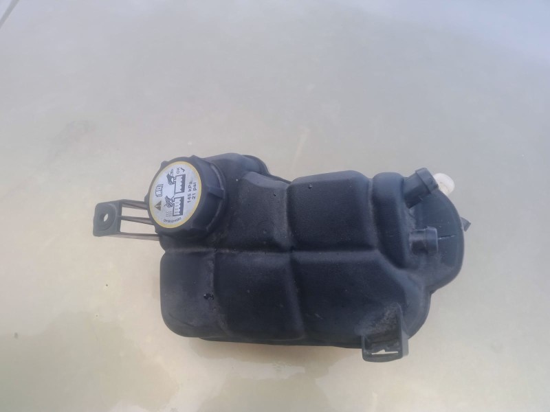 Recambio de deposito expansion para land rover discovery sport (l550) 2.0 d 4x4 referencia OEM IAM   