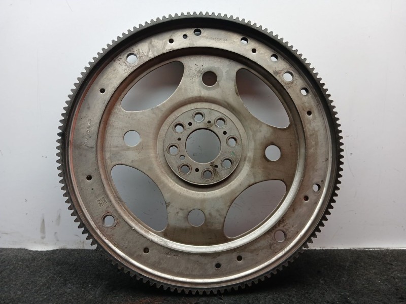 Recambio de volante motor para land rover discovery v (l462) 2.0 sd4 4x4 referencia OEM IAM G4D36K375AA  