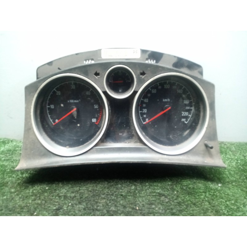 Recambio de cuadro instrumentos para opel zafira b 1.9 cdti cat (z 19 dtl) referencia OEM IAM 13216684  