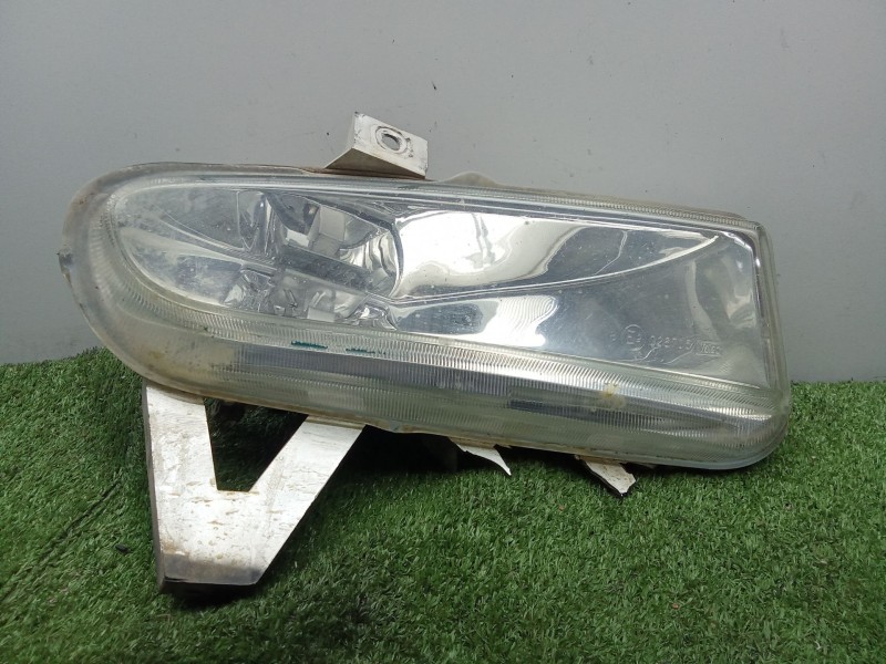Recambio de faro antiniebla derecho para peugeot 406 (8b) 2.0 hdi 90 referencia OEM IAM 89200505  