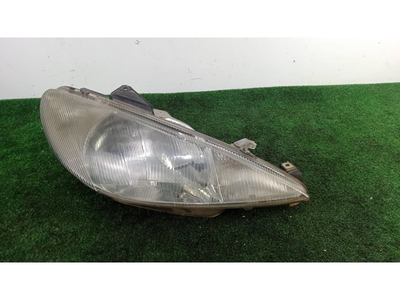 Recambio de faro derecho para peugeot 206 hatchback (2a/c) 1.6 16v referencia OEM IAM 9640559480  