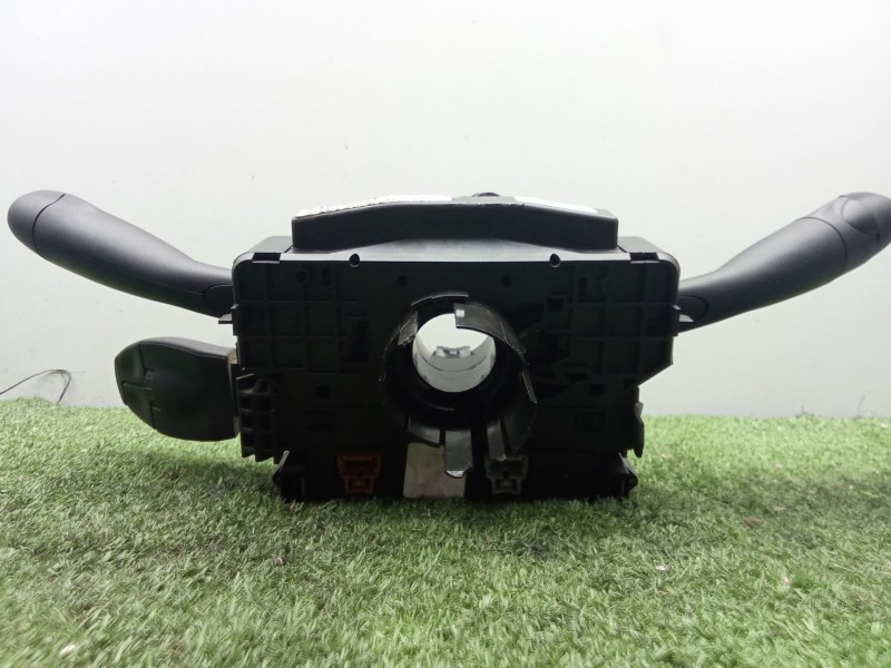 Recambio de mando luces para peugeot 206 hatchback (2a/c) 1.4 i referencia OEM IAM 251492 COM2000 