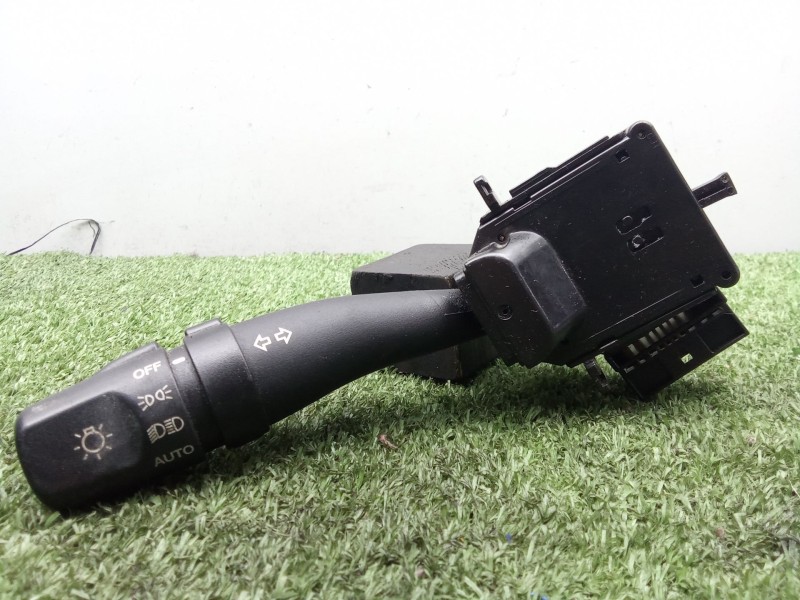 Recambio de mando luces para hyundai tucson (jm) 2.0 a las 4 ruedas referencia OEM IAM   