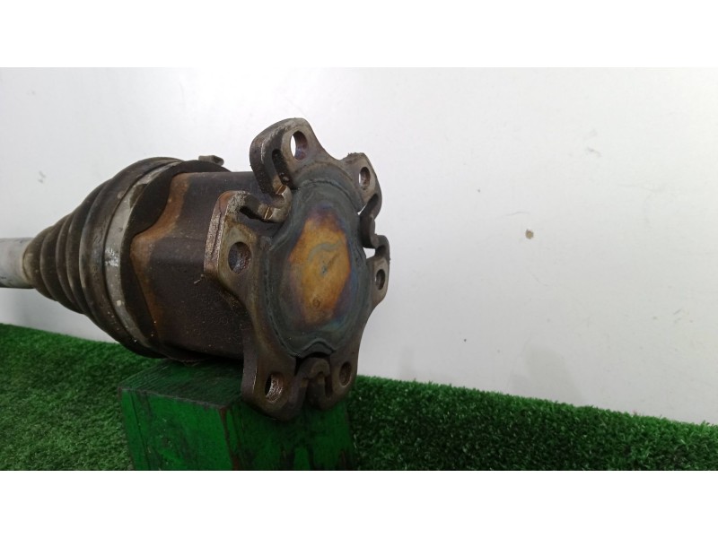 Recambio de transmision delantera derecha para audi a4 b6 (8e2) 2.0 referencia OEM IAM 8E0407272AH LONGITUD 640MM 