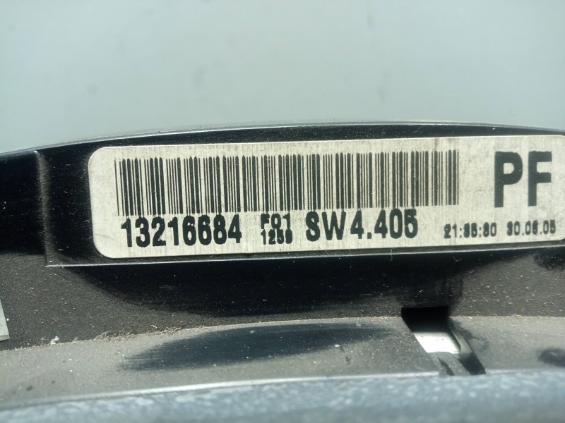 Recambio de cuadro instrumentos para opel zafira b 1.9 cdti cat (z 19 dtl) referencia OEM IAM 13216684  