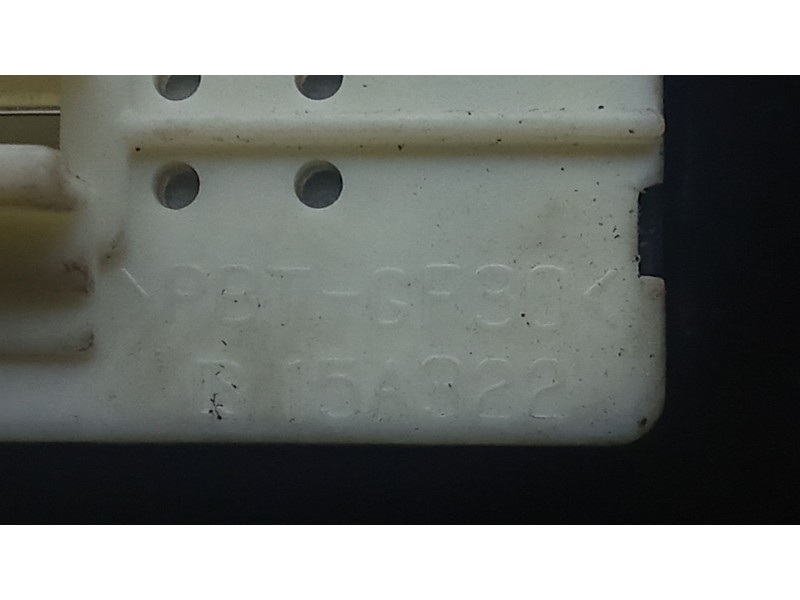 Recambio de maneta exterior porton para lexus is ii (_e2_) 220d (ale20) referencia OEM IAM 15A987 - 15A322  