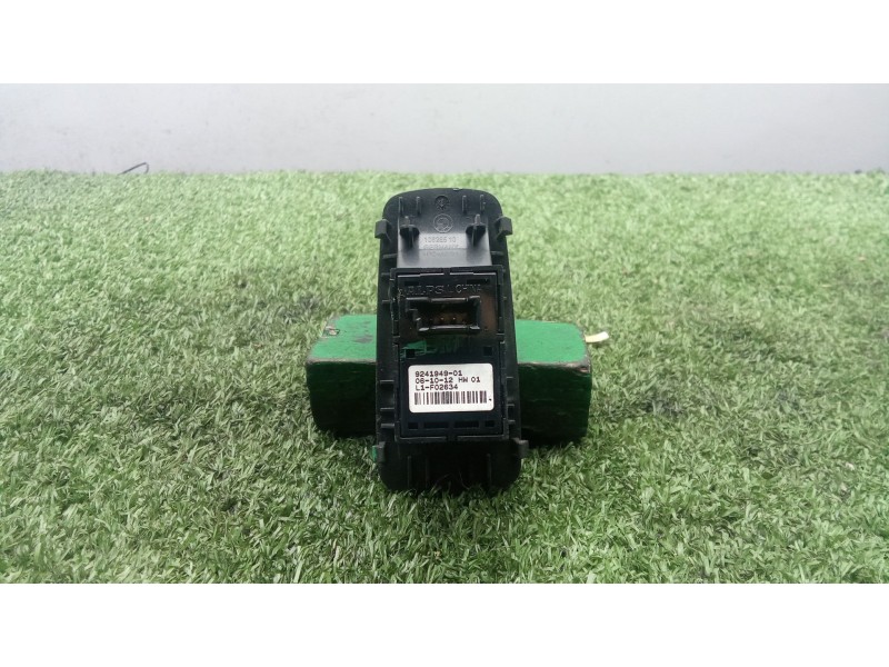 Recambio de mando elevalunas delantero derecho para bmw 6 gran coupe (f06) 640 d referencia OEM IAM 924494901  