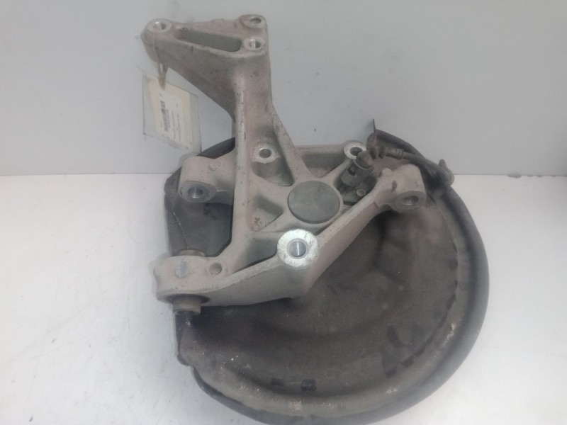 Recambio de mangueta trasera derecha para volkswagen passat cc (357) referencia OEM IAM 3C0505436F CON RODAMIENTO 