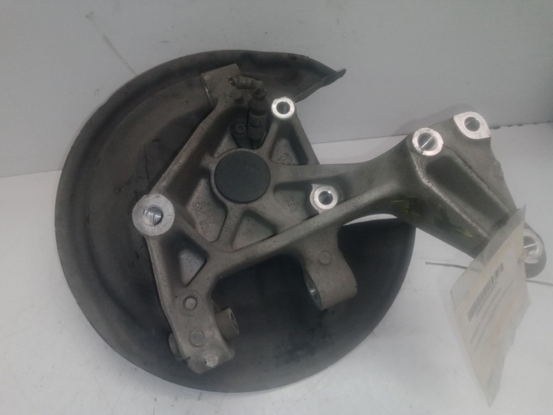 Recambio de mangueta trasera izquierda para volkswagen passat berlina (3c2) 2.0 tdi referencia OEM IAM   