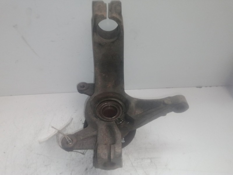 Recambio de mangueta delantera derecha para renault megane ii berlina 3p 1.9 dci diesel referencia OEM IAM   