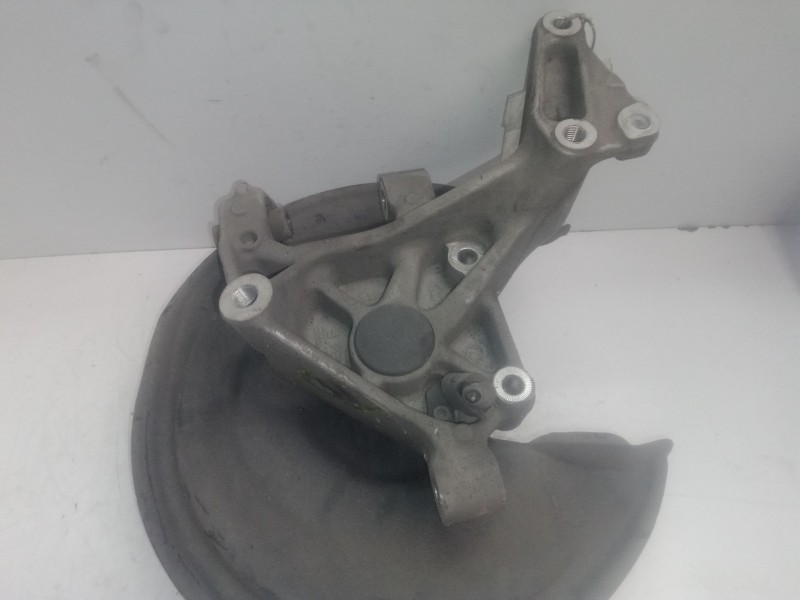 Recambio de mangueta trasera derecha para volkswagen passat berlina (3c2) 2.0 tdi referencia OEM IAM   