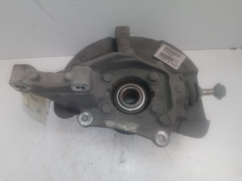 Recambio de mangueta delantera derecha para volvo s60 berlina 2.4 diesel cat referencia OEM IAM   